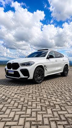BMW X6 4.4 V8 BITURBO GASOLINA M COMPETITION AUTOMÁTICO BMW X6 4.4 V8 BITURBO GASOLINA M COMPETITION AUTOMÁTICO